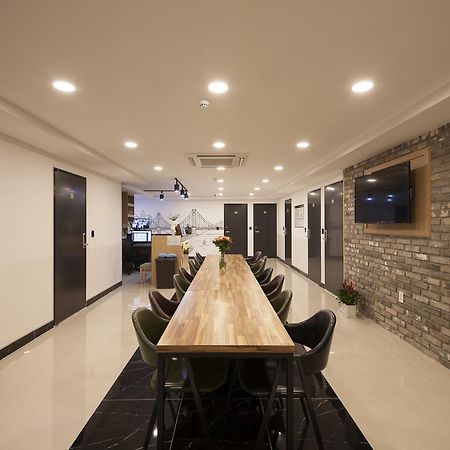 Cioharu Guesthouse Gwanganri Busan Exteriör bild