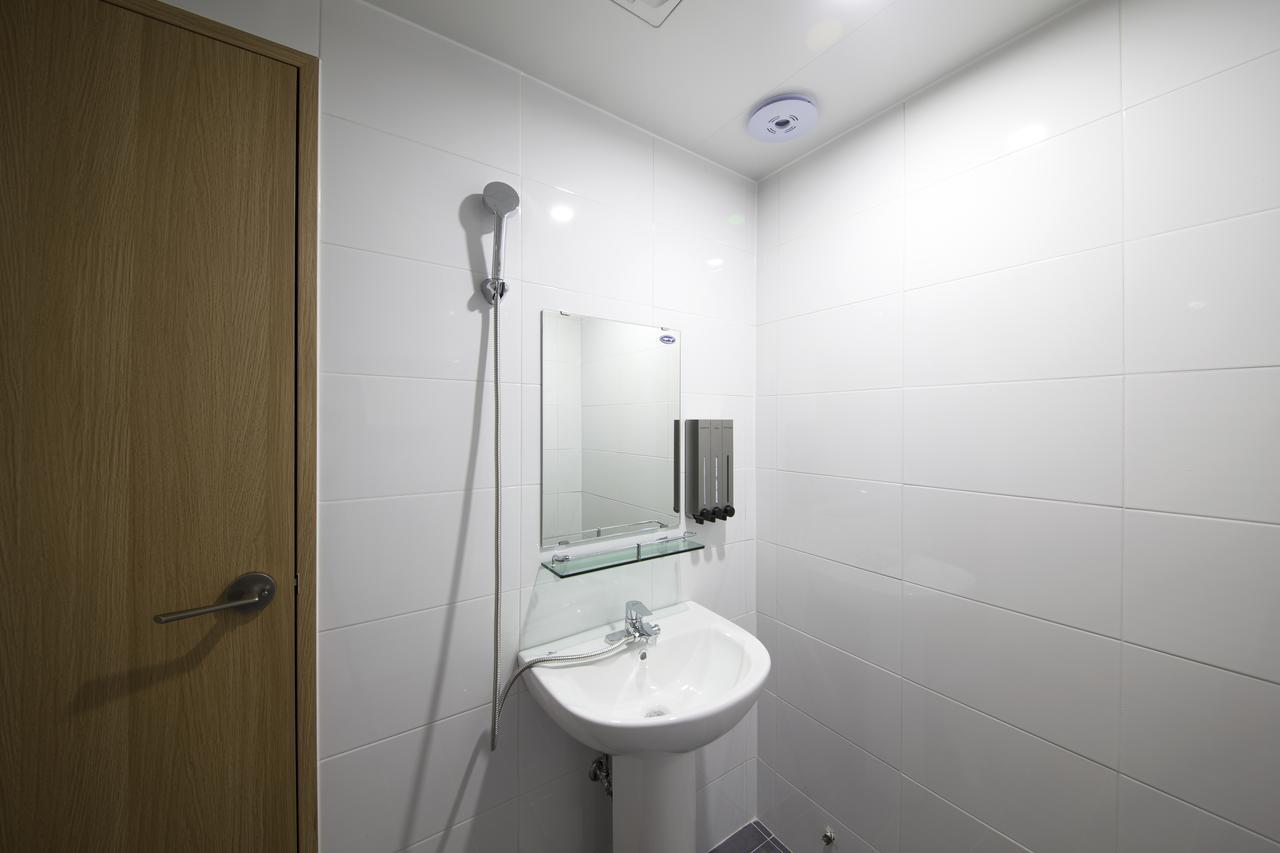 Cioharu Guesthouse Gwanganri Busan Exteriör bild