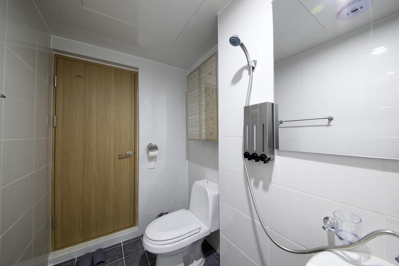 Cioharu Guesthouse Gwanganri Busan Exteriör bild