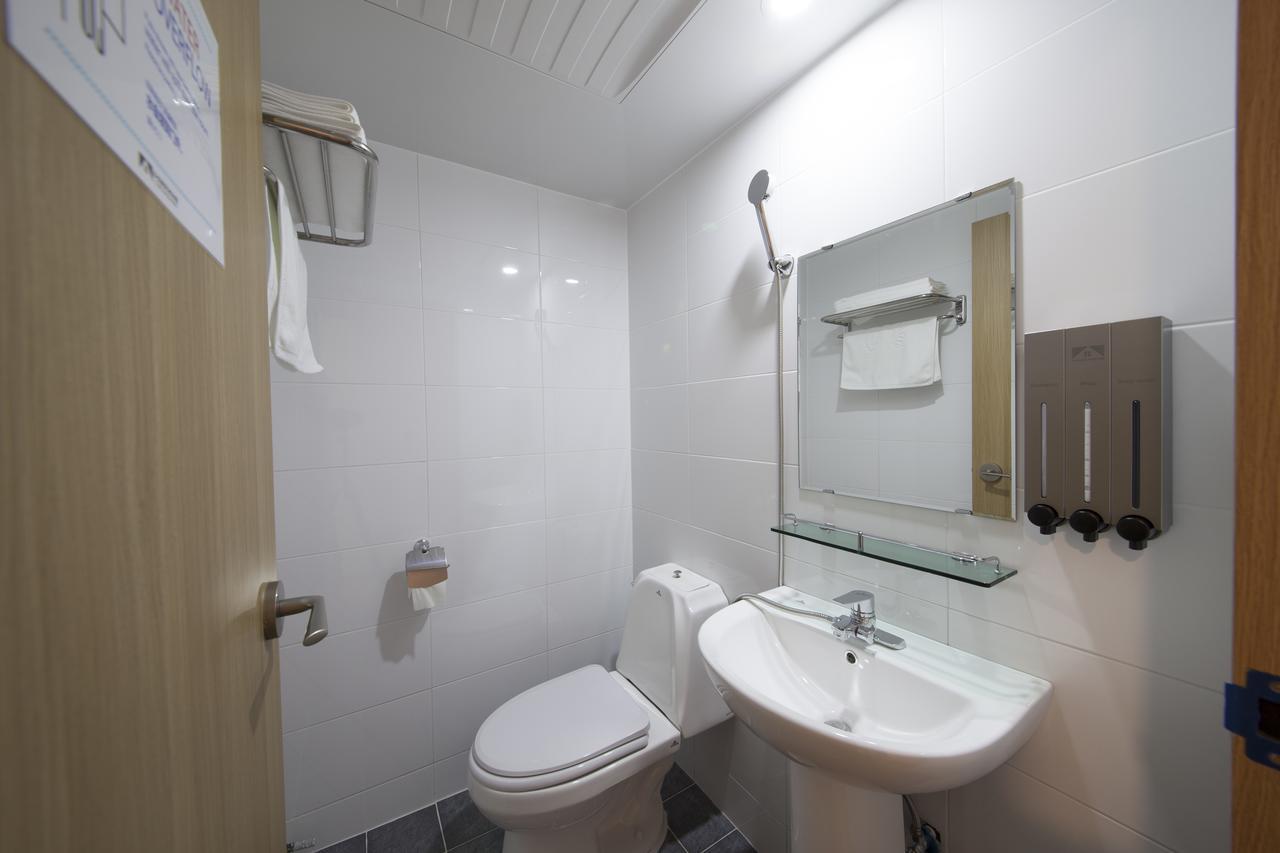 Cioharu Guesthouse Gwanganri Busan Exteriör bild