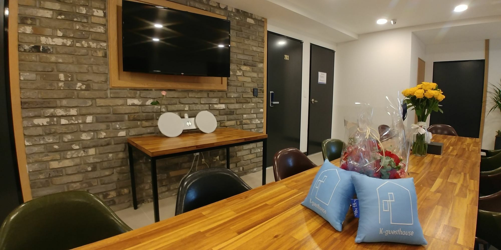 Cioharu Guesthouse Gwanganri Busan Exteriör bild